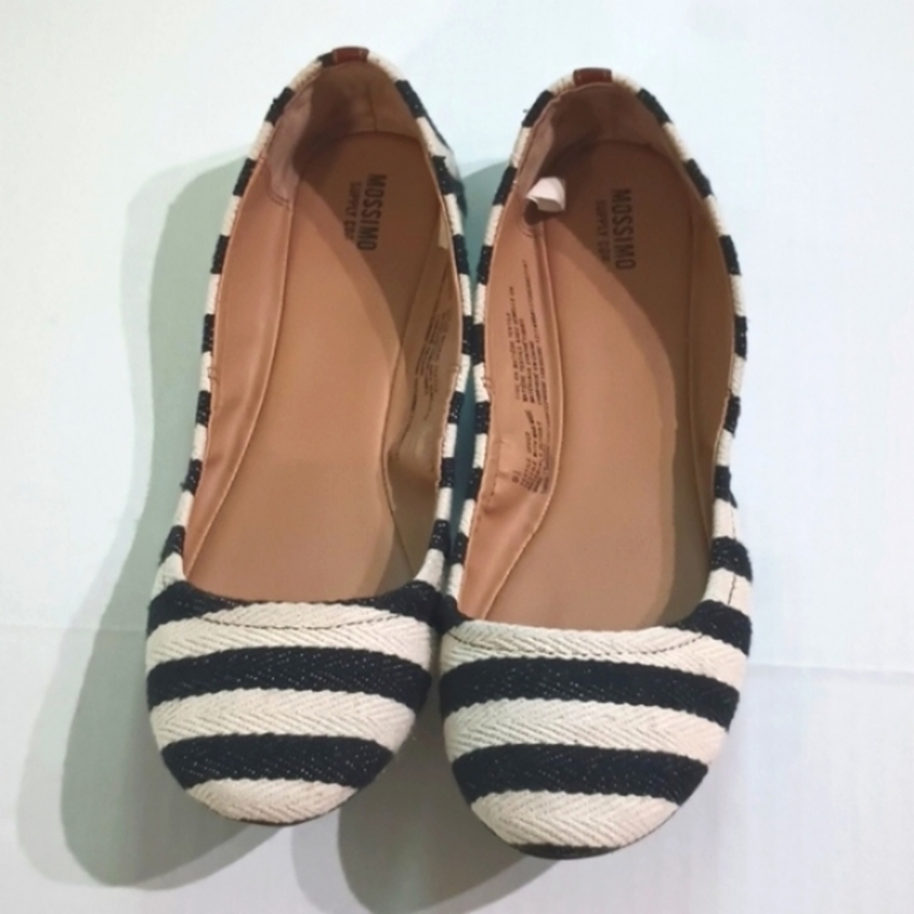 Mossimo Textile Upper Strips Flat Size 9.5